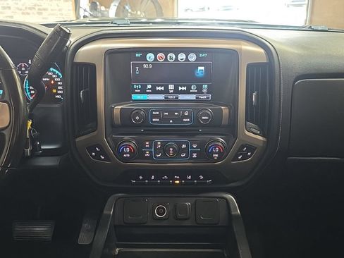 Used 2017 GMC Sierra 2500 Denali AWD/4WD image 15
