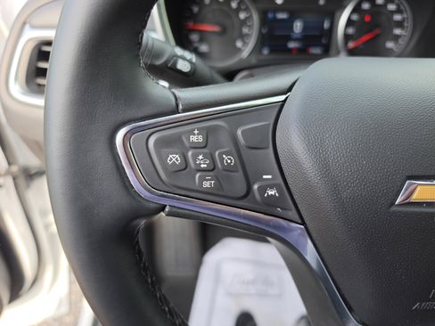 Used 2024 Chevrolet Equinox LT FWD image 30
