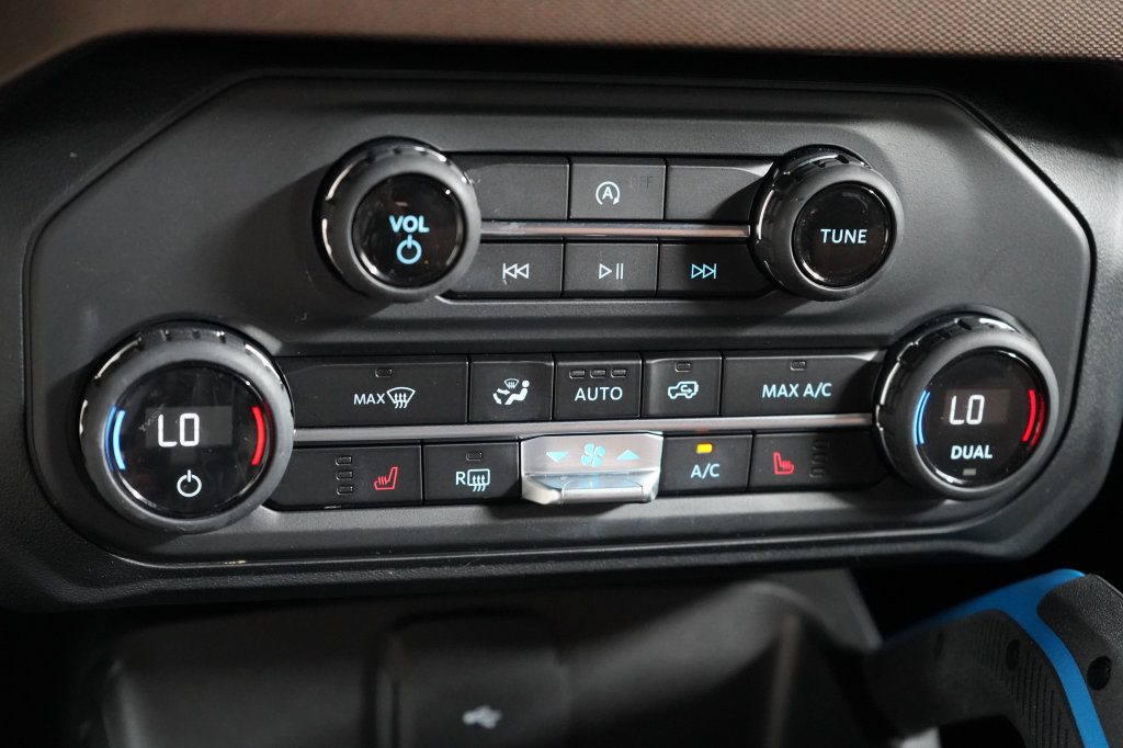 Certified 2023 Ford Bronco Outer Banks AWD/4WD image 24