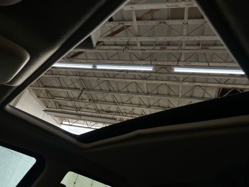 Used 2004 Ford Explorer Eddie Bauer image 31