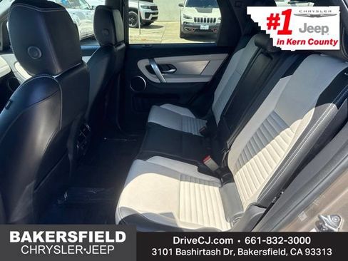 Used 2022 Land Rover Discovery Sport SE R-Dynamic AWD/4WD image 23