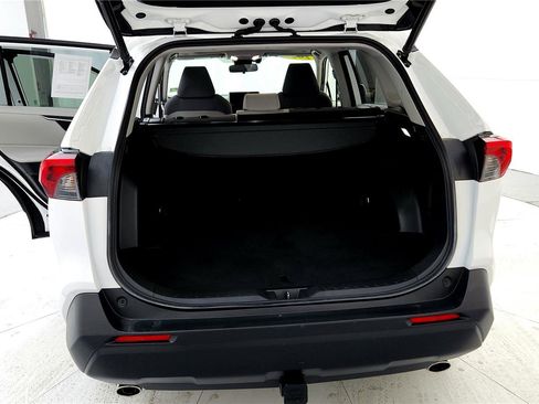 Certified 2023 Toyota RAV4 XLE w/ Convenience Package image 20