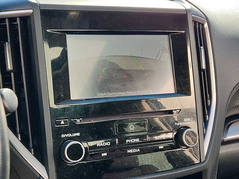 Used 2023 Subaru Forester Premium image 18