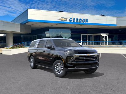 New 2026 Chevrolet Suburban LT w/ Comfort Package