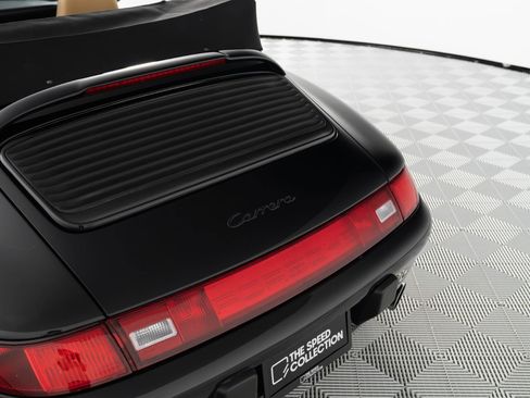 Used 1996 Porsche 911 Carrera RWD image 5