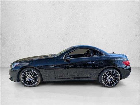 Certified 2018 Mercedes-Benz SLC 300 image 5