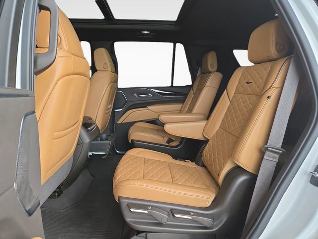 Used 2023 Cadillac Escalade Sport w/ Touring Package AWD/4WD image 13