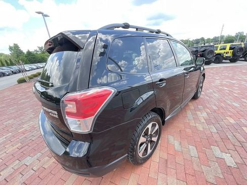 Used 2017 Subaru Forester 2.5i Premium w/ All-Weather Package AWD/4WD image 35