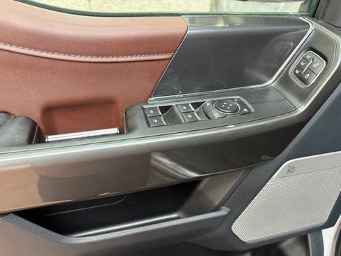 Used 2022 Ford F150 Lariat image 19