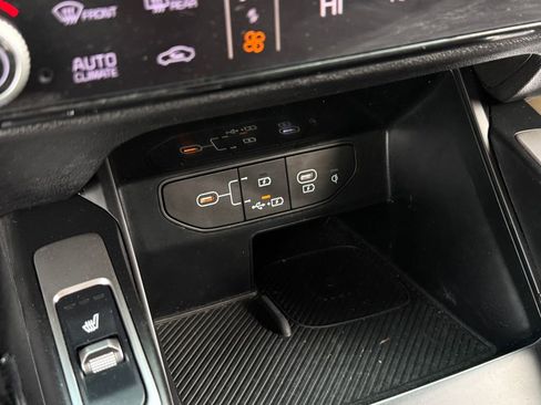 Certified 2024 Kia Sorento S AWD/4WD image 27