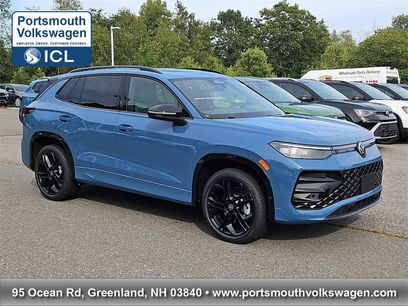 New 2025 Volkswagen Tiguan SE R-Line