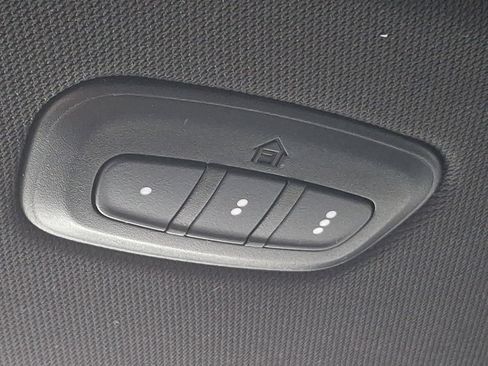 Used 2024 Jeep Wagoneer L Series II w/ Flexible Seating Group image 24