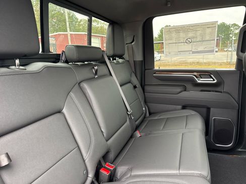 New 2026 Chevrolet Silverado 2500 LT w/ Trail Boss Package image 16