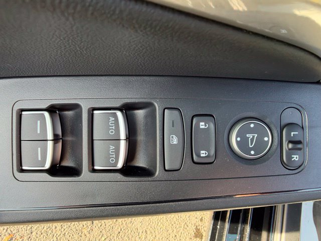 Used 2025 Acura Integra FWD image 19