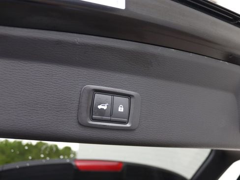 Used 2025 Mitsubishi Outlander SE AWD/4WD image 23