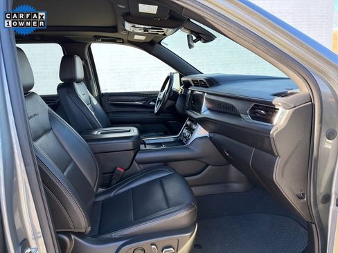 Used 2022 GMC Yukon XL Denali w/ Max Trailering Package image 15
