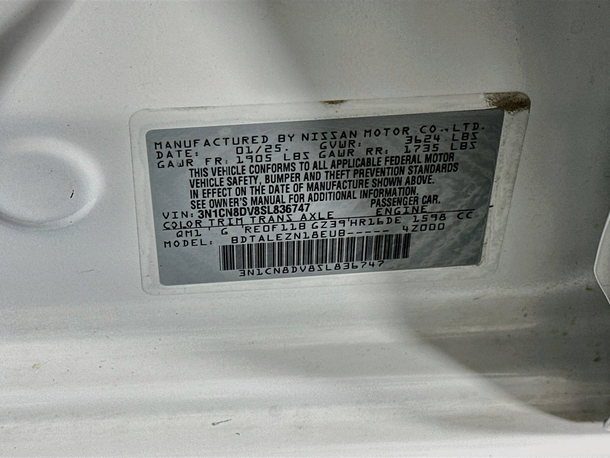 Used 2025 Nissan Versa S FWD image 12