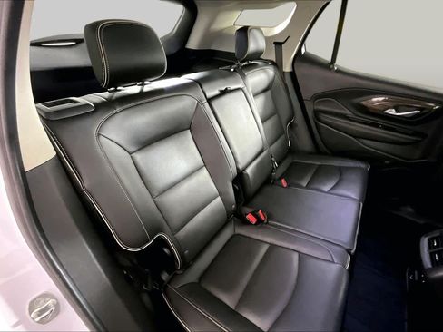 Used 2020 GMC Terrain Denali w/ Denali Premium Package FWD image 19
