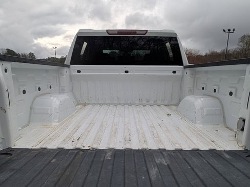 Used 2021 Chevrolet Silverado 1500 Custom image 18