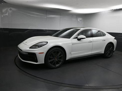 New 2026 Porsche Panamera RWD image 1