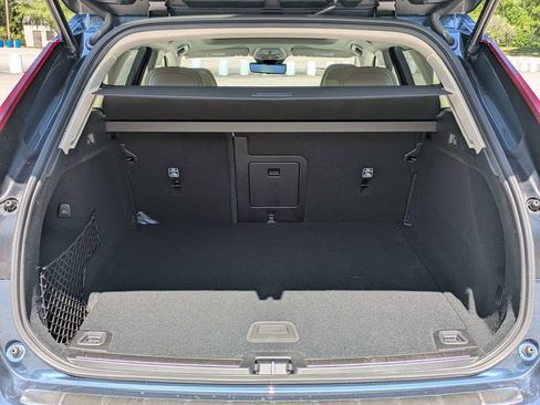 New 2026 Volvo XC60 B5 Ultra w/ Protection Package Premier AWD/4WD image 13
