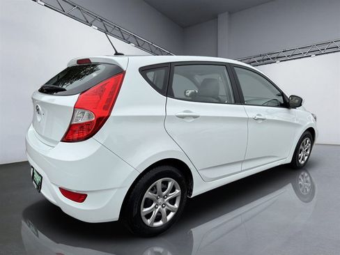Used 2014 Hyundai Accent GS FWD image 7