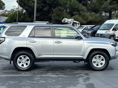 Used 2023 Toyota 4Runner SR5 image 3