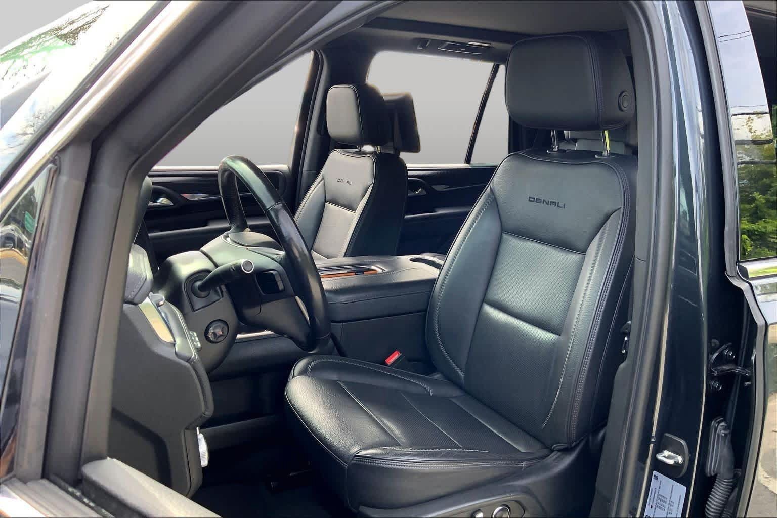 Certified 2022 GMC Yukon Denali AWD/4WD image 9