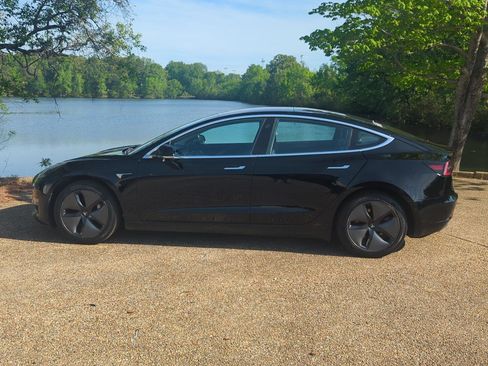 Used 2018 Tesla Model 3 Performance AWD/4WD image 7