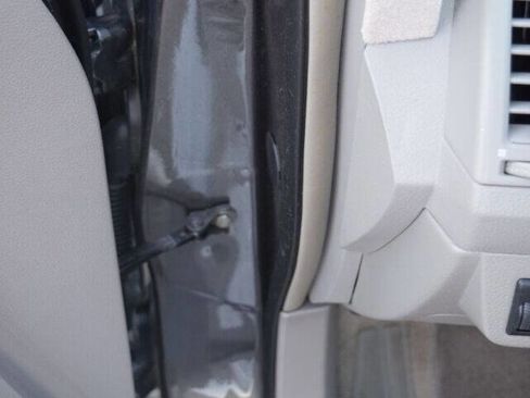 Used 2005 Nissan Maxima 3.5 SE image 26