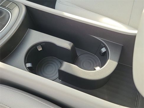 New 2026 Hyundai Kona SE image 15