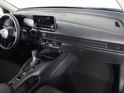Used 2025 Honda HR-V LX image 9