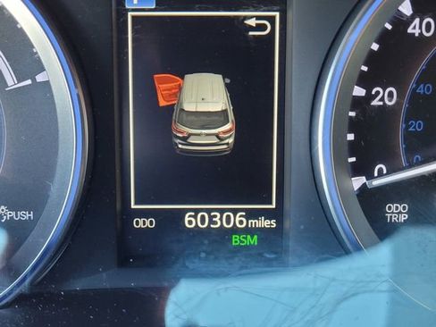 Certified 2019 Toyota Highlander Limited Platinum image 26