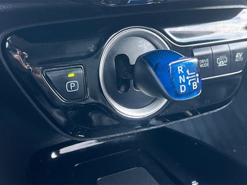 Certified 2021 Toyota Prius Prime Limited w/ Carpet Mat Package (TMS) image 24