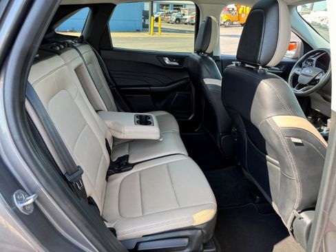 Certified 2021 Ford Escape SEL AWD/4WD image 20