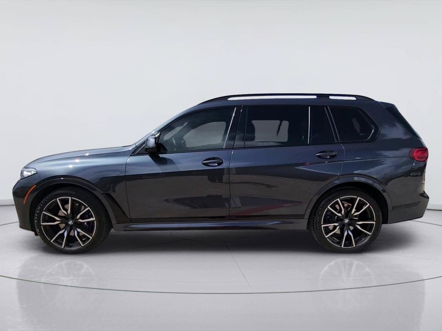 Used 2022 BMW X7 xDrive40i w/ M Sport Package AWD/4WD image 5