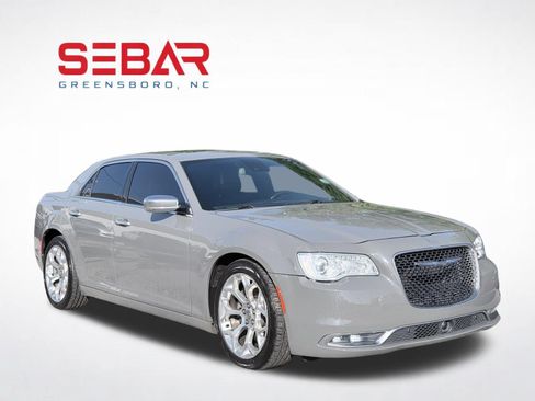 Used 2018 Chrysler 300 C w/ Safetytec Plus Group RWD image 6