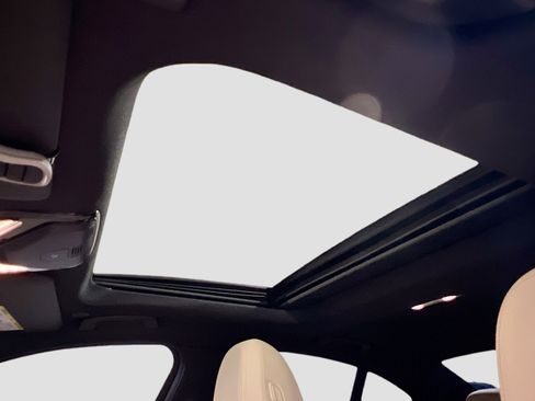 Used 2020 BMW 330i 330i w/ Convenience Package image 16