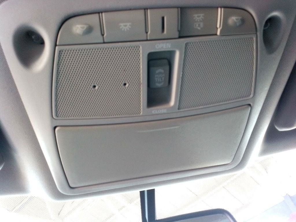 Used 2017 Nissan Maxima 3.5 SL FWD image 13