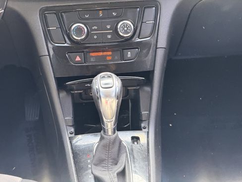 Used 2019 Buick Encore Preferred FWD image 16