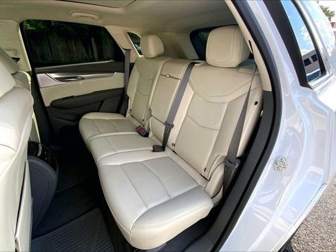 Used 2024 Cadillac XT5 Premium Luxury w/ Technology Package AWD/4WD image 26