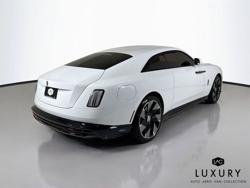 Used 2025 Rolls-Royce Spectre AWD/4WD image 6