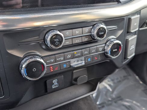 Used 2022 Ford F150 Lariat w/ Equipment Group 501A Mid image 19