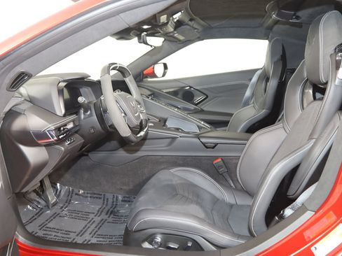 Used 2025 Chevrolet Corvette Z06 w/ Z07 Performance Package RWD image 14