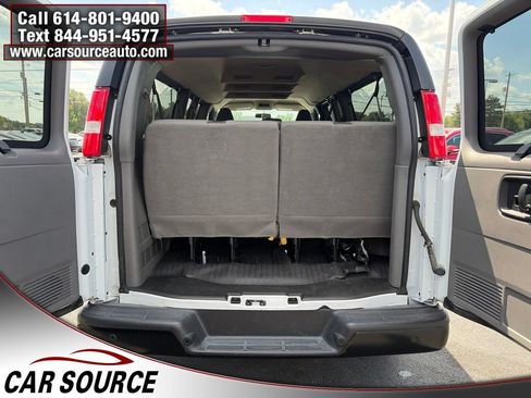 Used 2023 GMC Savana 3500 LS RWD image 7