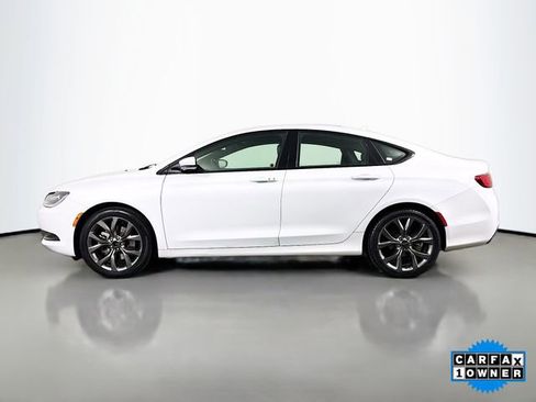 Used 2015 Chrysler 200 S w/ Navigation & Sound Group I image 4