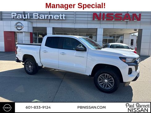 Used 2024 Chevrolet Colorado LT w/ LT Convenience Package RWD image 4