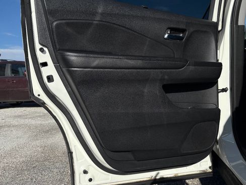 Used 2016 Honda Pilot Elite image 24