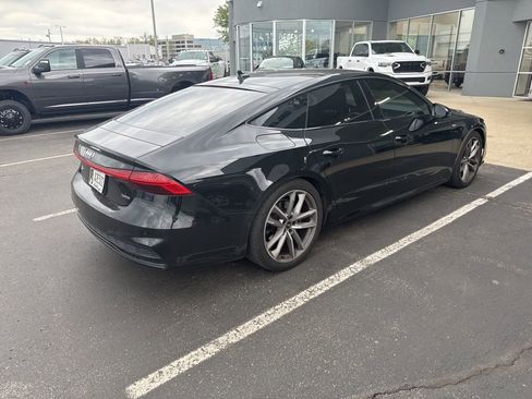 Used 2021 Audi A7 e Premium Plus w/ Executive Package image 3