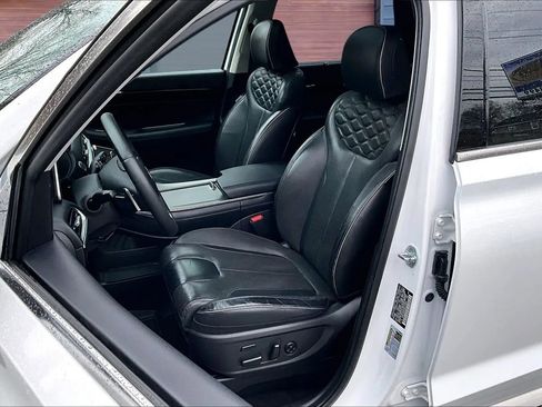 Used 2021 Hyundai Palisade Limited image 24